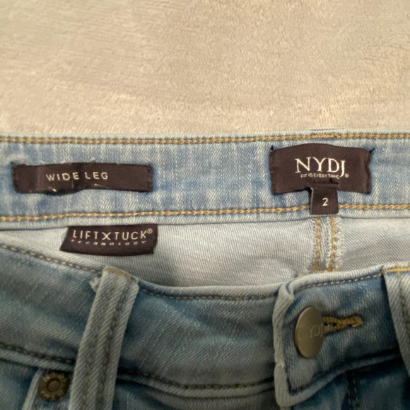 NYDJ Blue Wash Wide-Leg Jeans 2 NWOT Never Worn - Picture 7 of 7